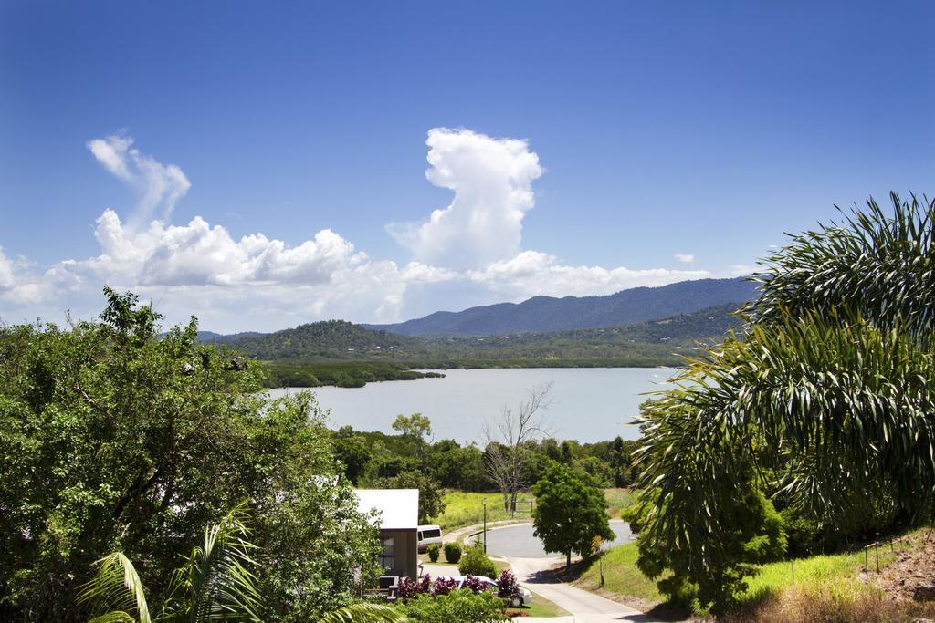 Larimar On Turtle Bay Holiday Home - Cannonvale Exterior foto