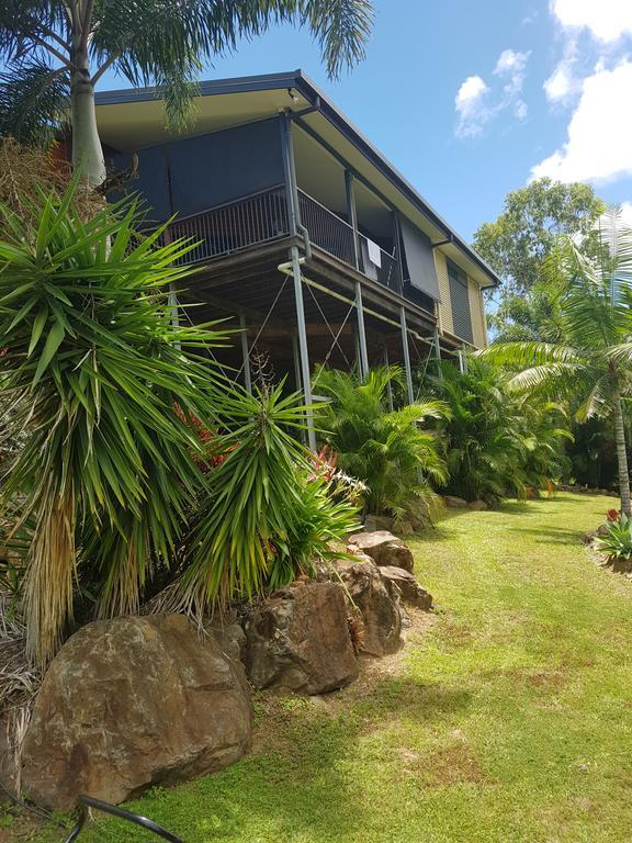 Larimar On Turtle Bay Holiday Home - Cannonvale Exterior foto